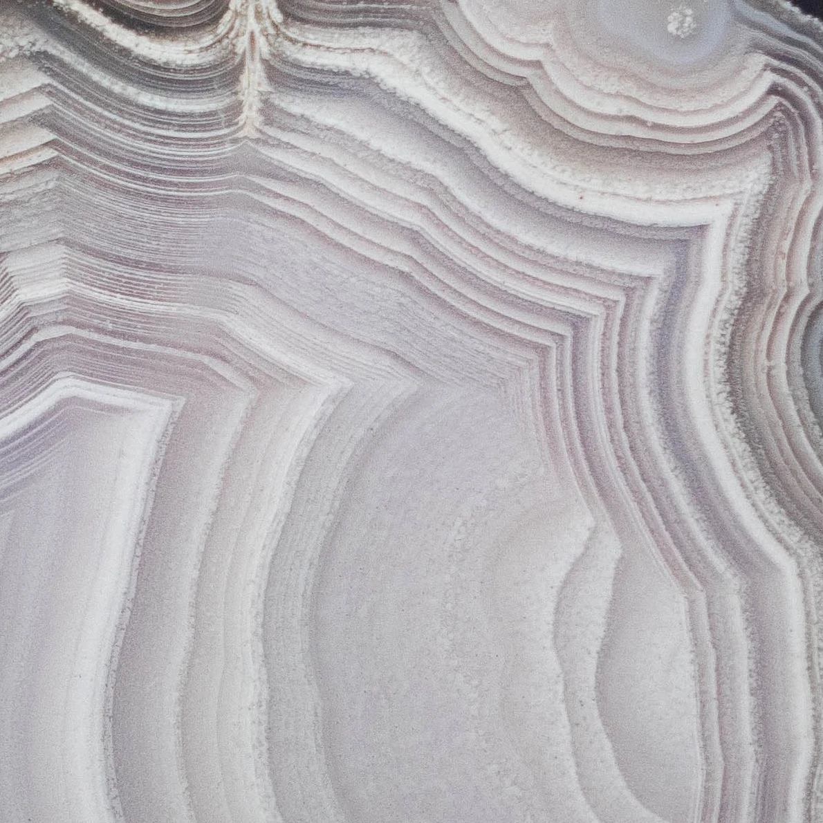 Edge Currents  - view 5